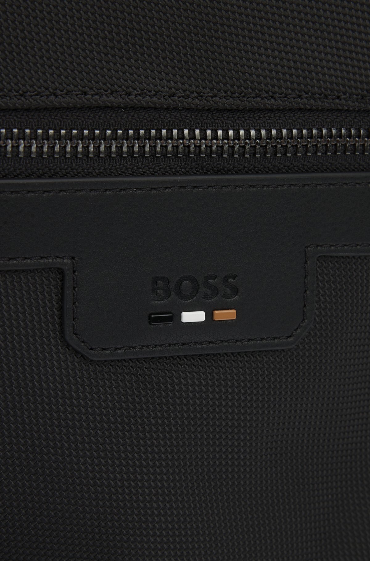 STRUCTURED REPORTER BAG WITH SIGNATURE TRIMS - 7