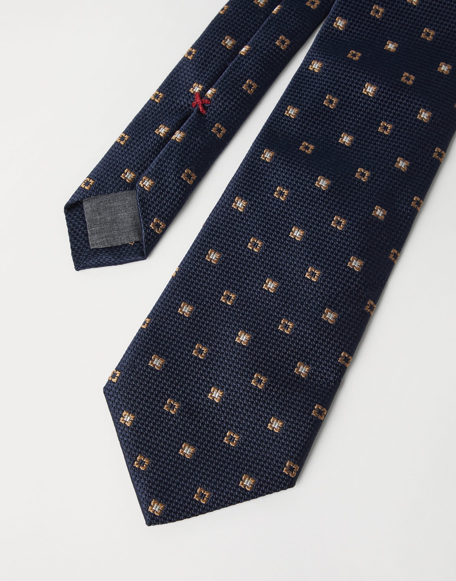Silk tie with geometric pattern - 2