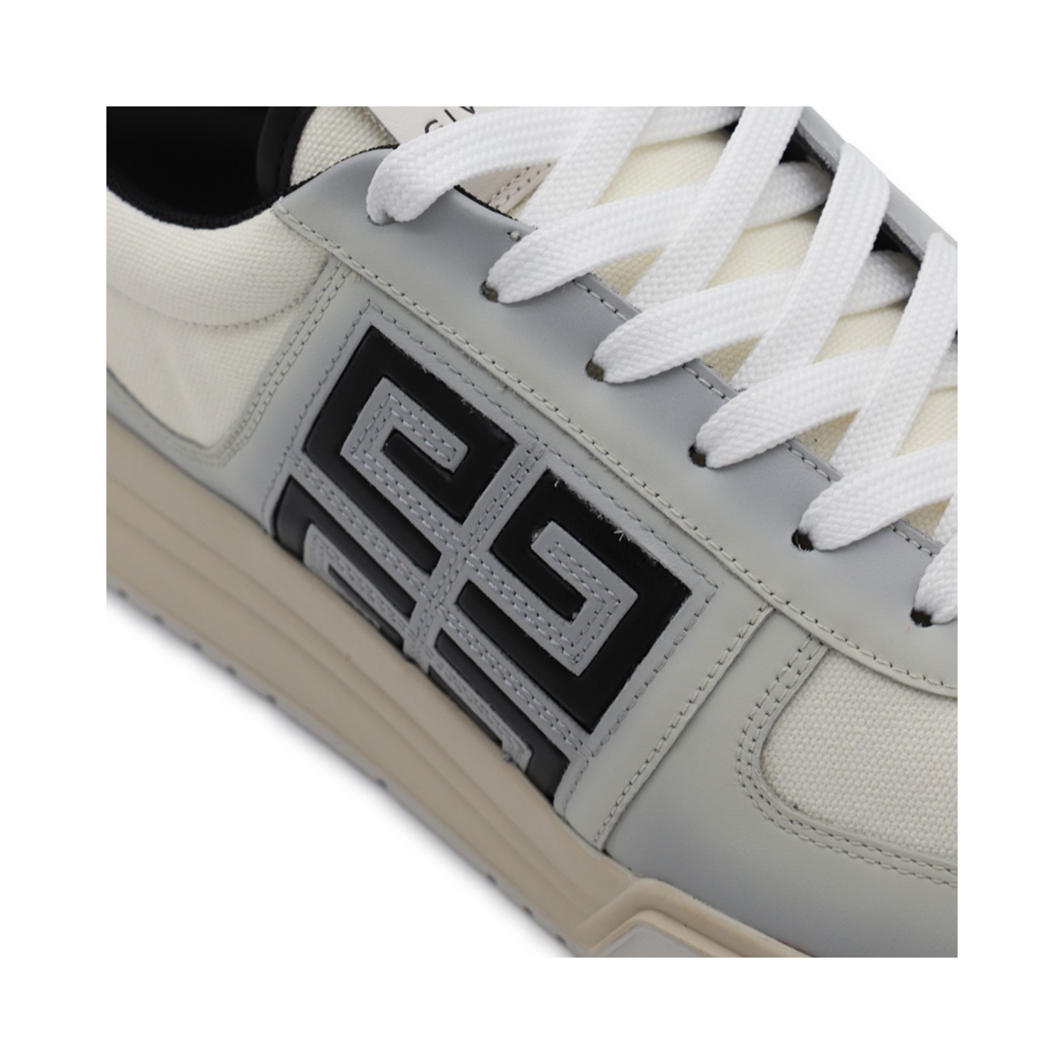 WHITE AND GREY LEATHER 4G SNEAKERS - 4