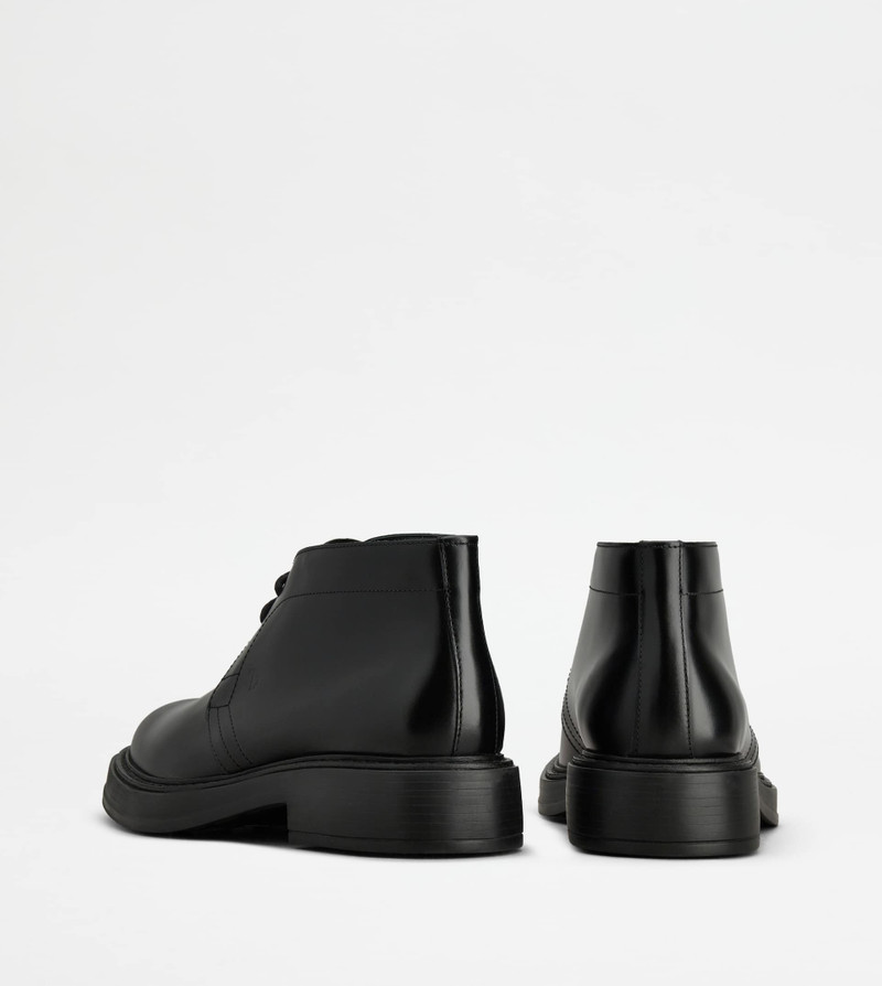 Tod's DESERT BOOTS IN LEATHER - BLACK outlook