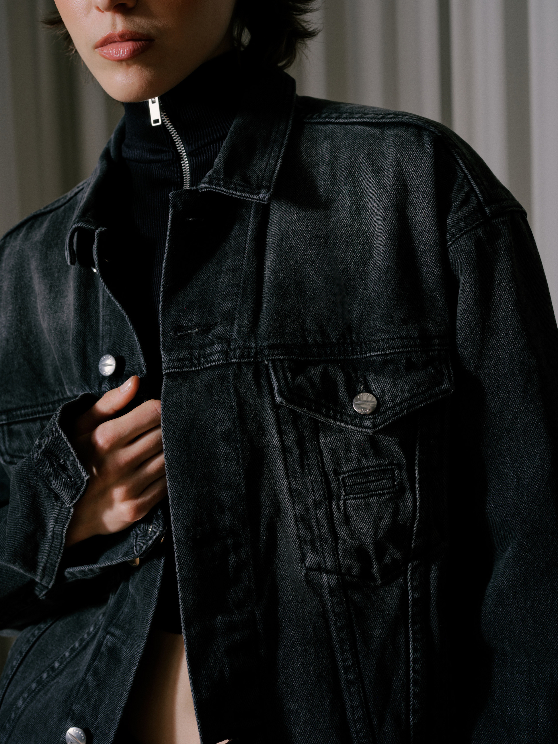 OVERSIZED DENIM TRUCKER JACKET - 7