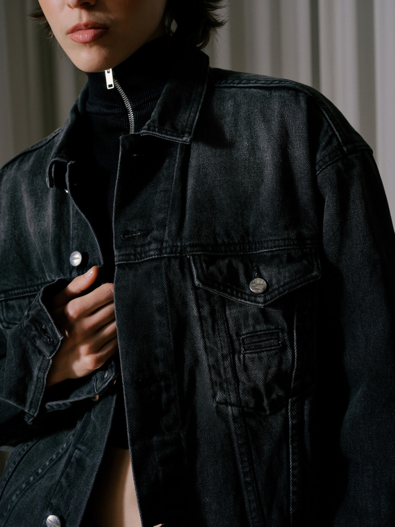 OVERSIZED DENIM TRUCKER JACKET 7