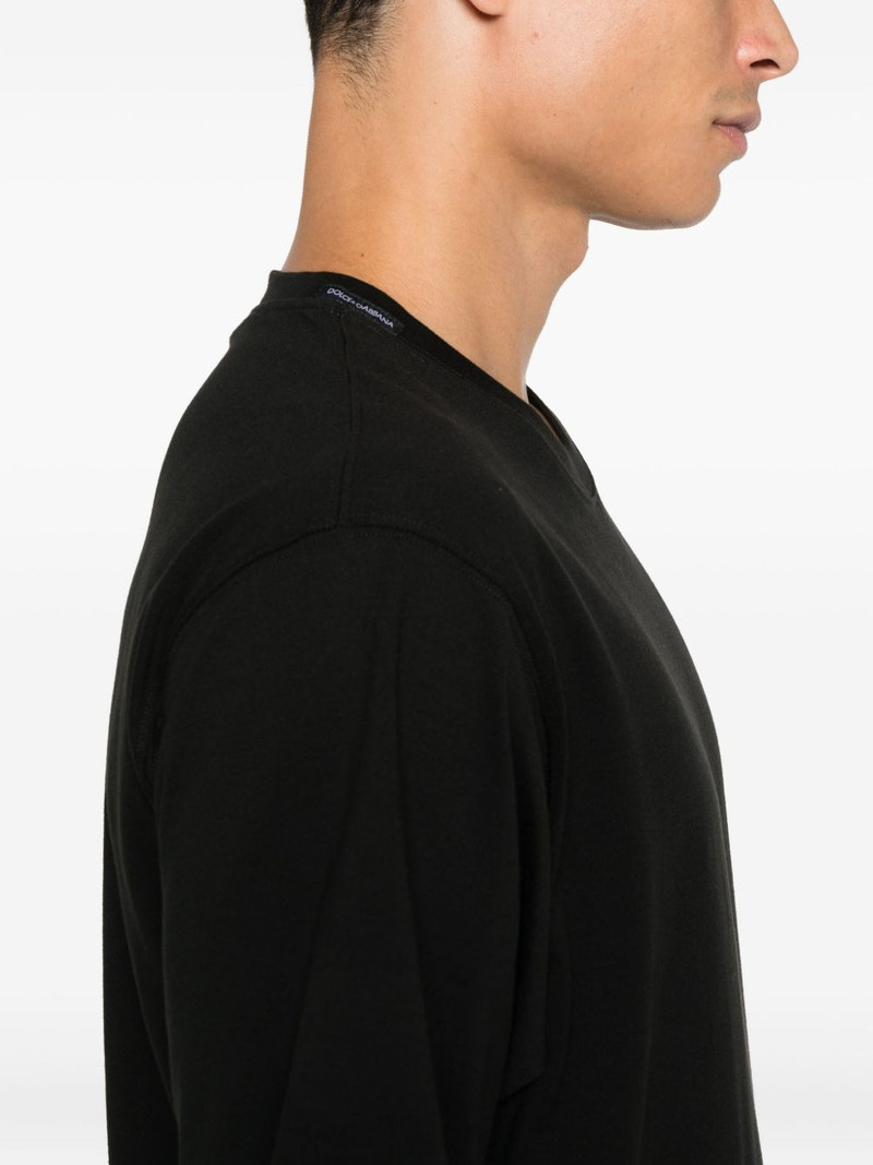 crewneck t-shirt 5