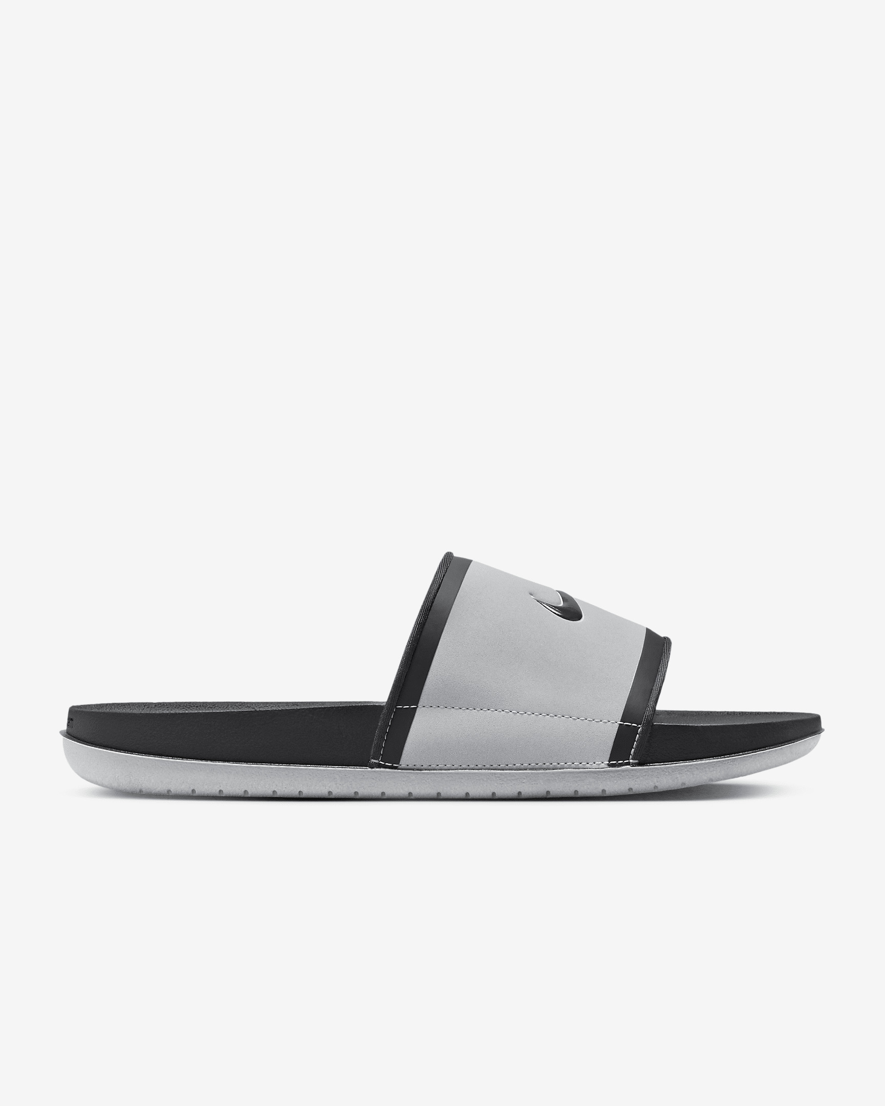 Nike Offcourt (New York Yankees) Offcourt Slides - 4