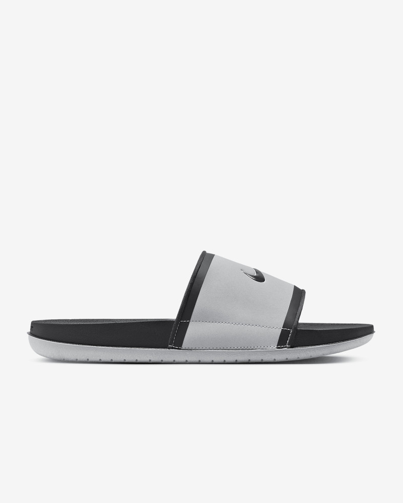 Nike Offcourt (New York Yankees) Offcourt Slides 4