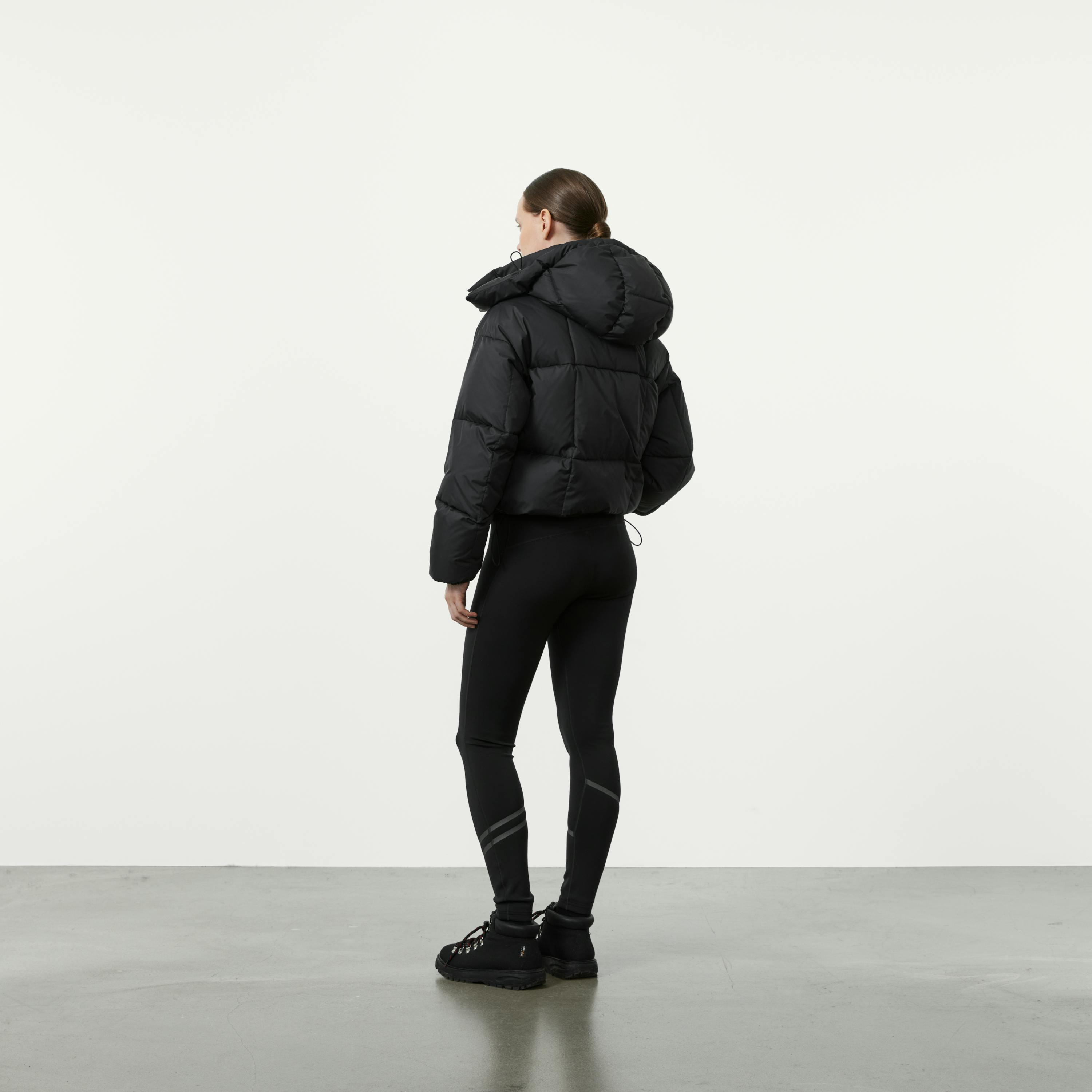 Dyngja Cropped Down Jacket - 9