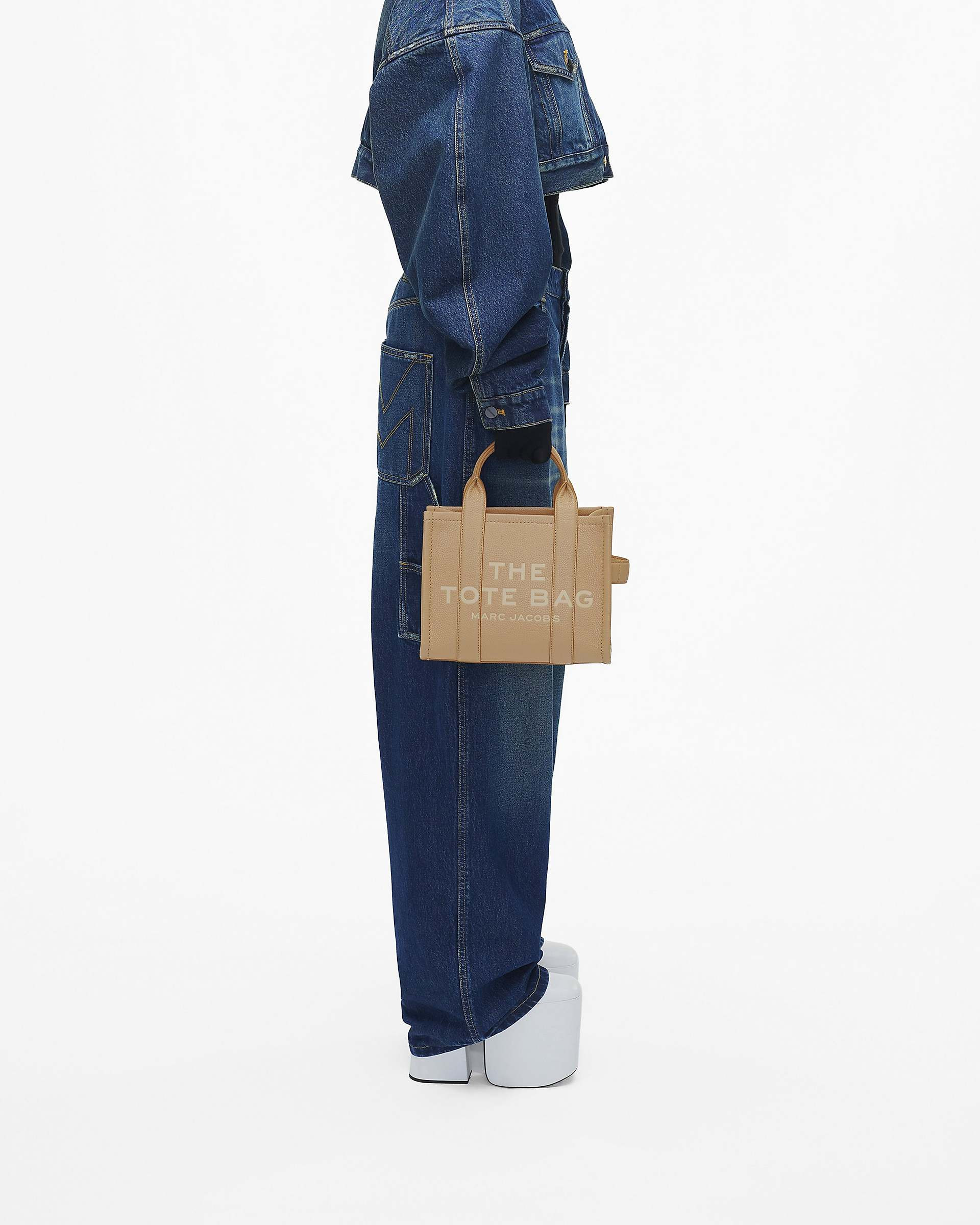 THE LEATHER SMALL TOTE BAG - 9