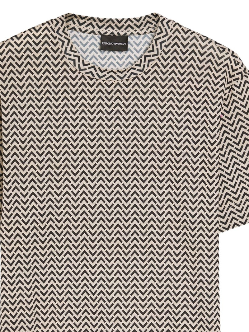 EMPORIO ARMANI chevron-patterned T-shirt outlook