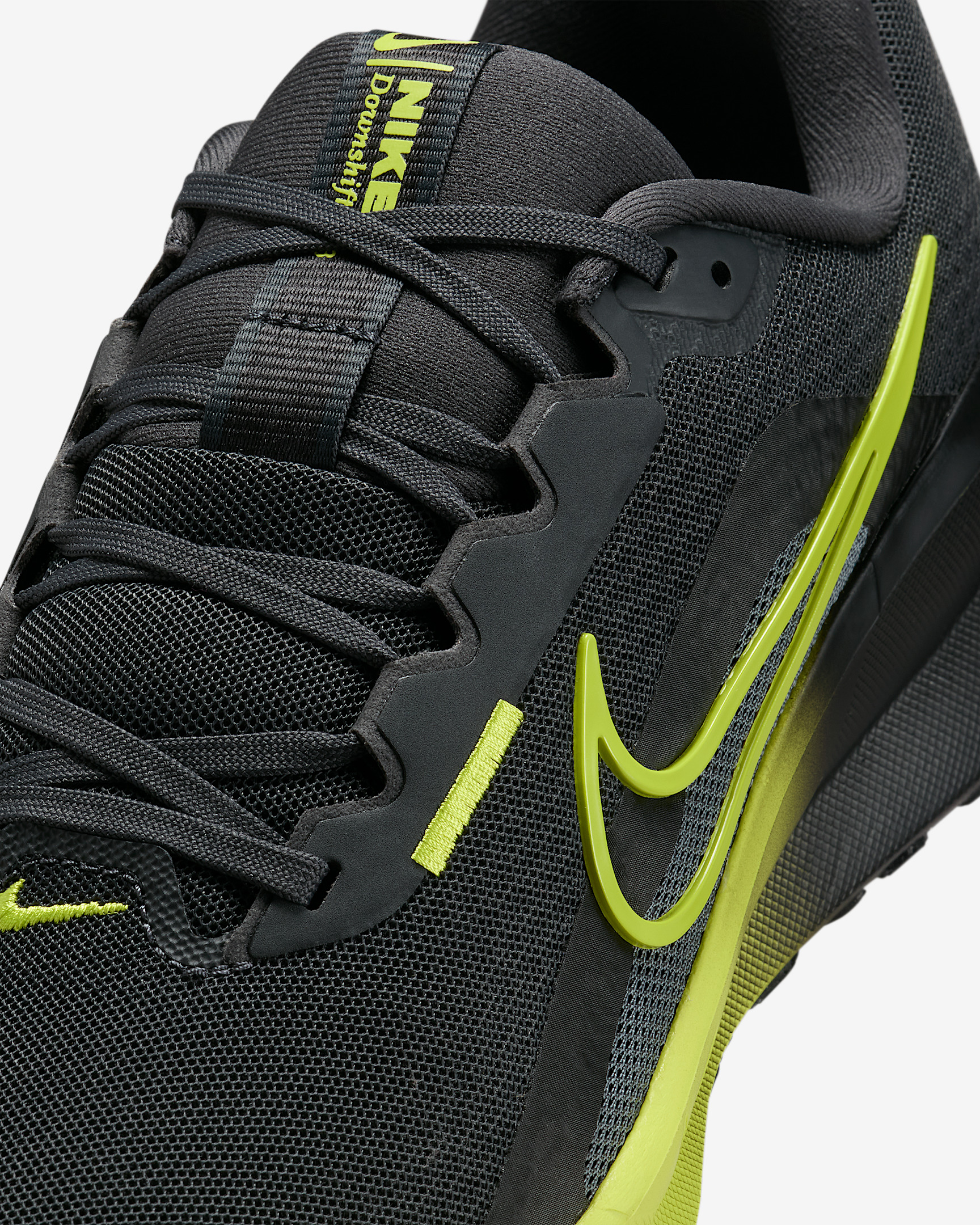 Nike Downshifter 13 Men's Road Running Shoes - 7