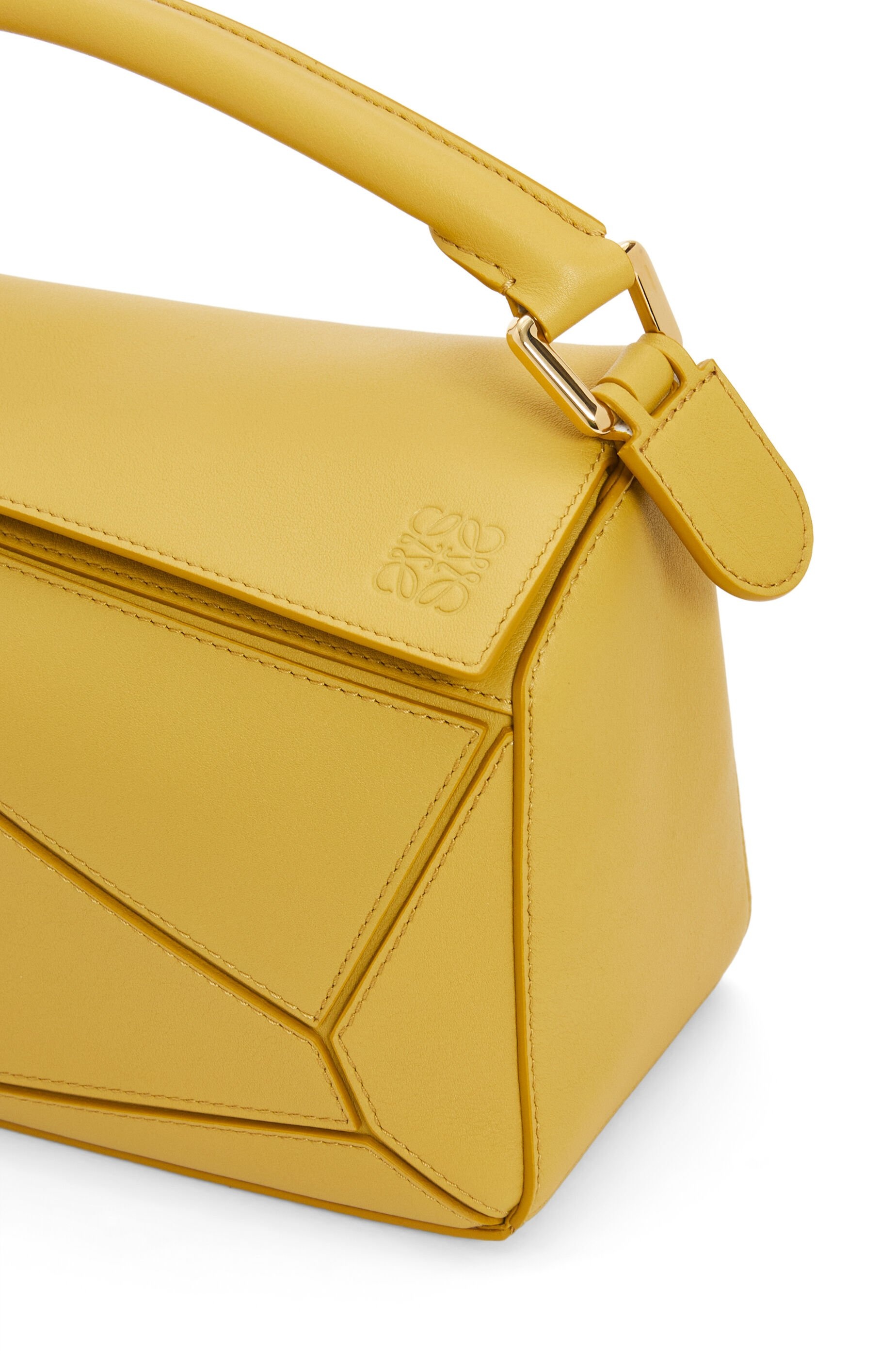 Small Puzzle bag in classic calfskin - 8
