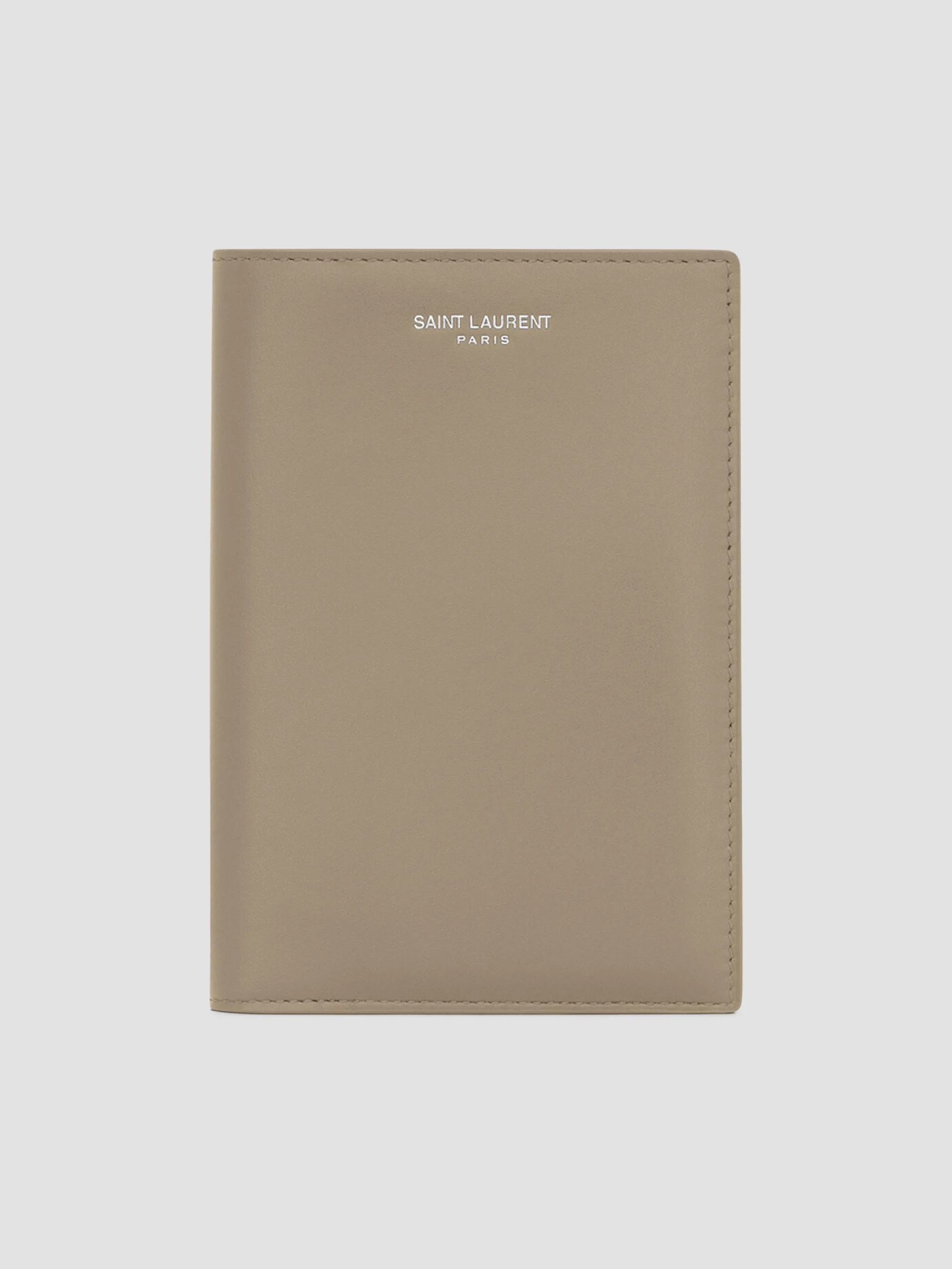 Passport Holder in Smooth Leather - Light Taupe - 1