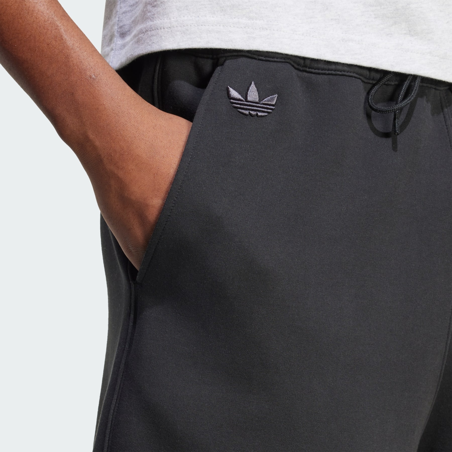 Neuclassics Shorts - 6