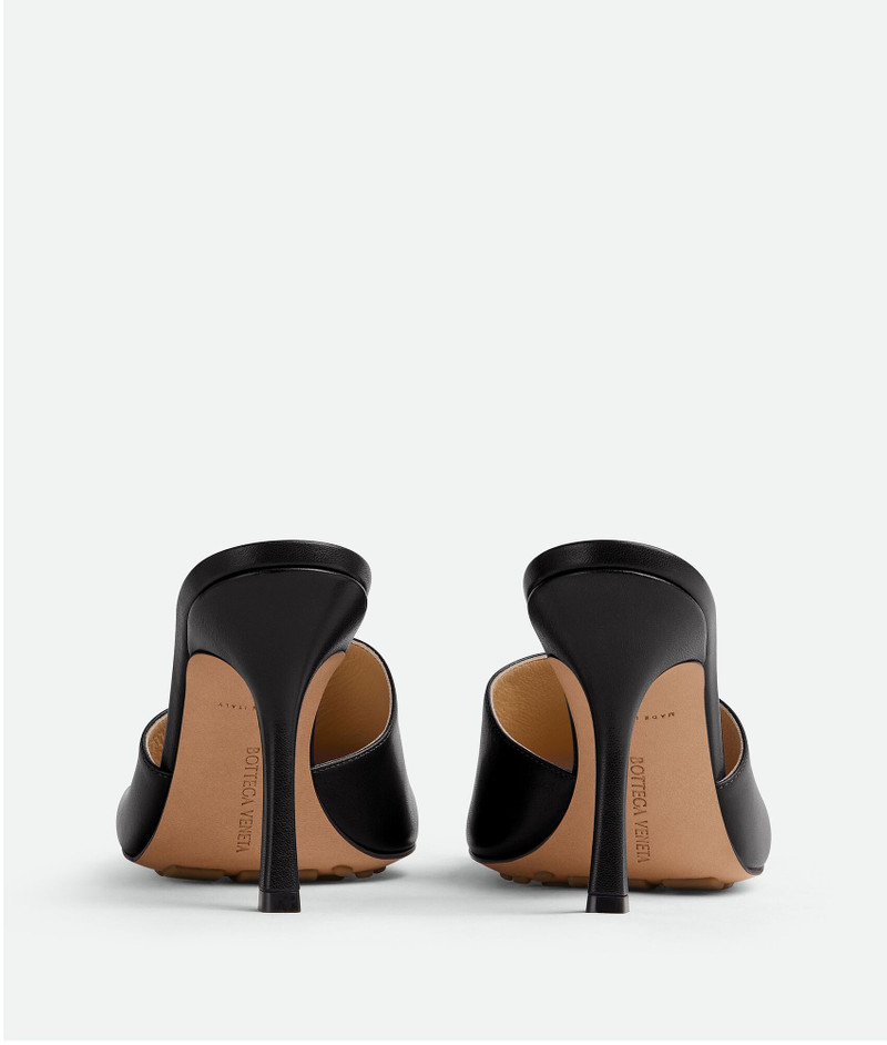 Bottega Veneta stretch outlook