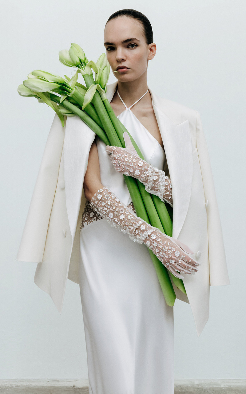 Eline Floral Sequin Gloves white 3