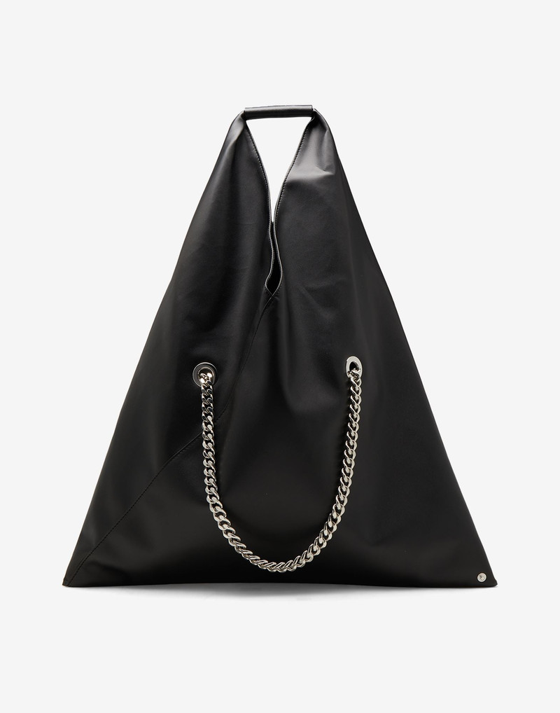 Japanese chain bag in faux leather 1
