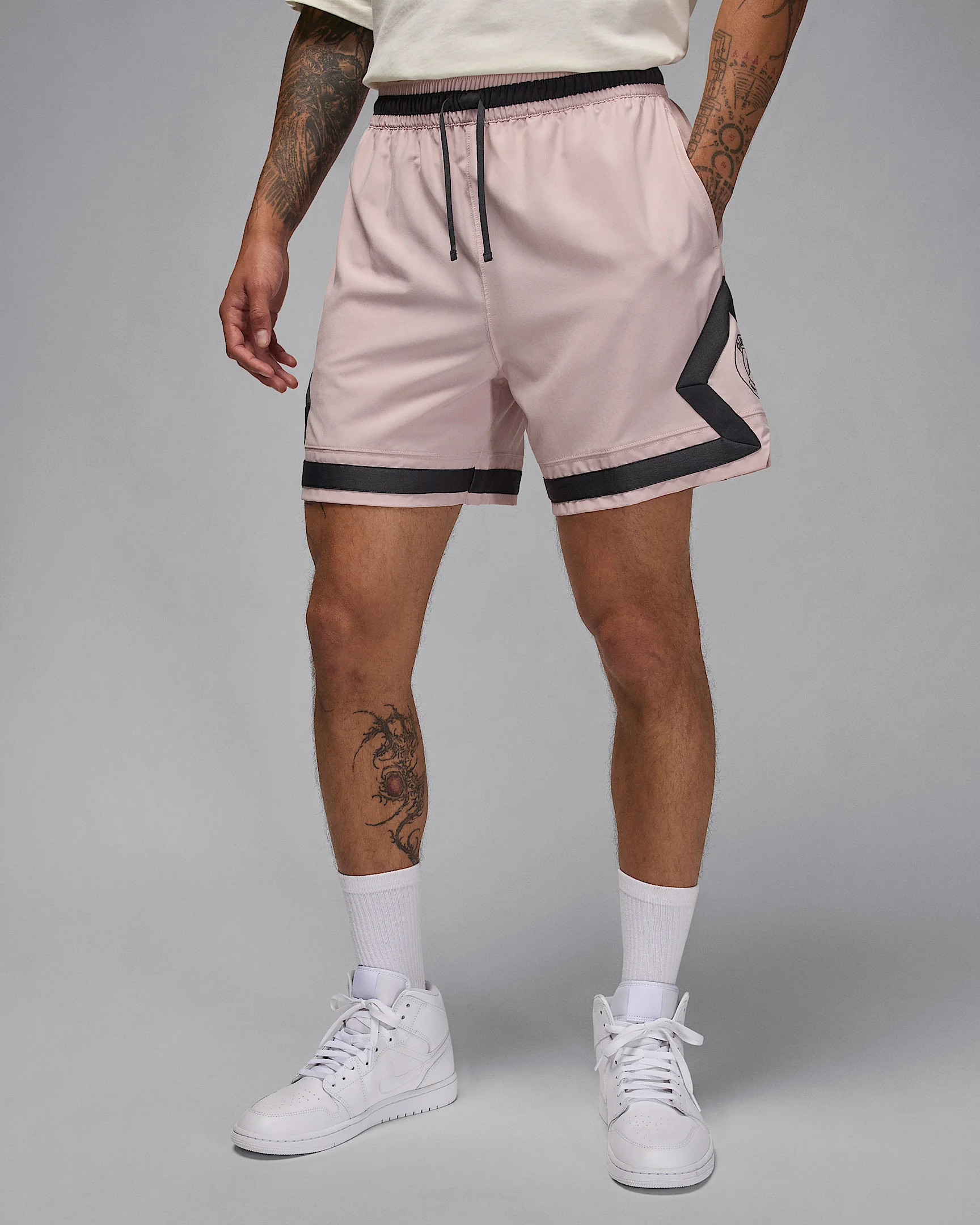 Paris Saint-Germain Men's Diamond Shorts - 1
