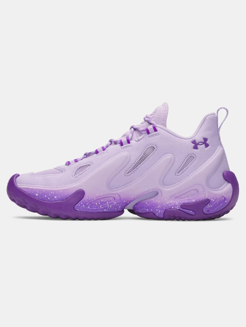 Under Armour Curry 13 outlook