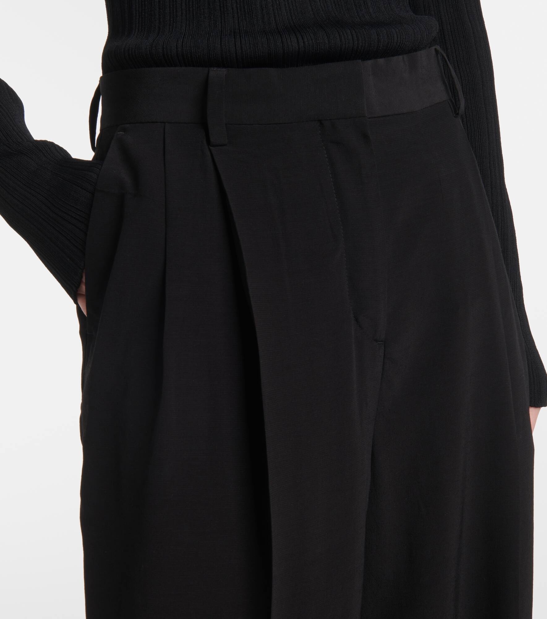 Wide-leg pants - 4