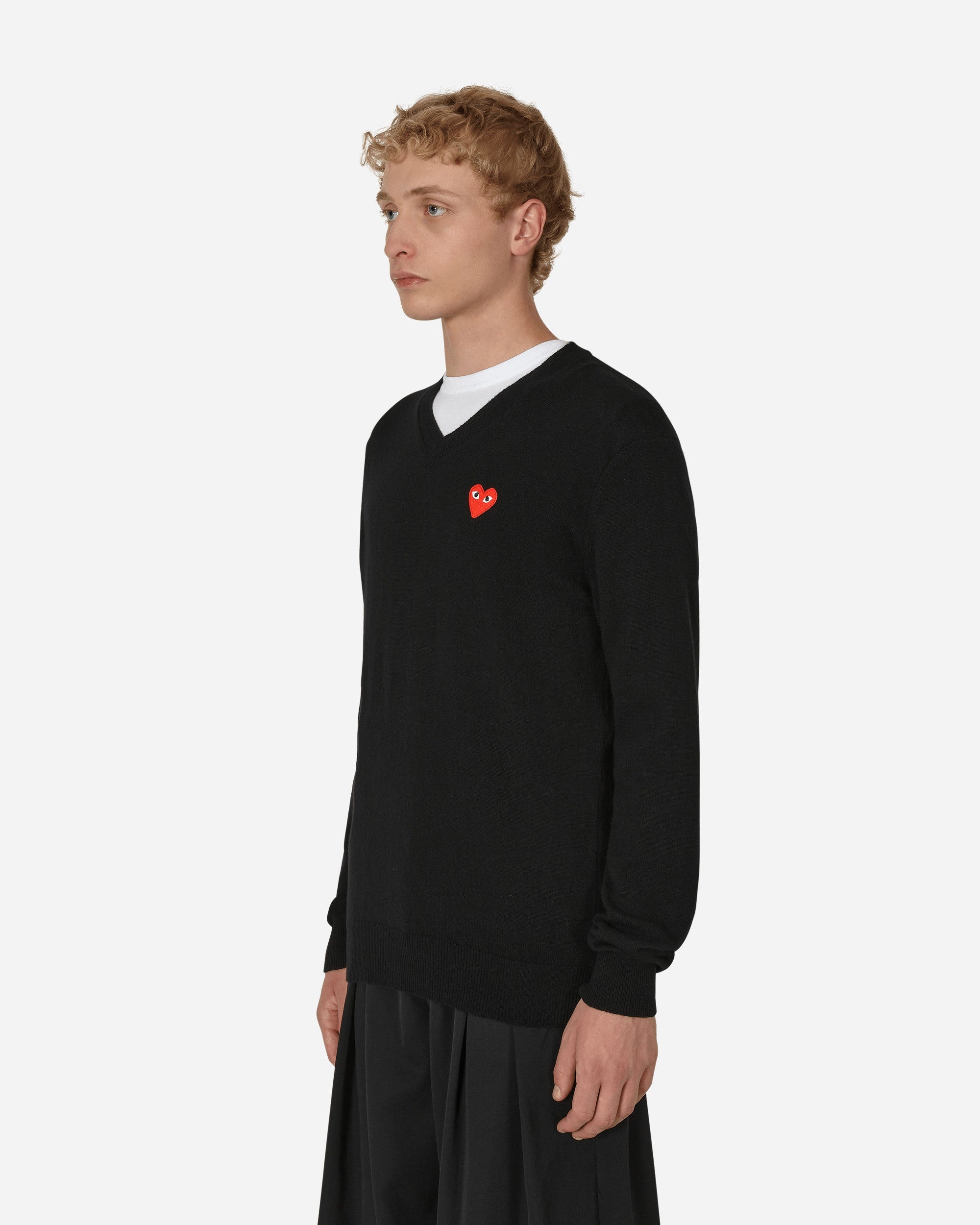 Heart V-Neck Sweater Black - 2