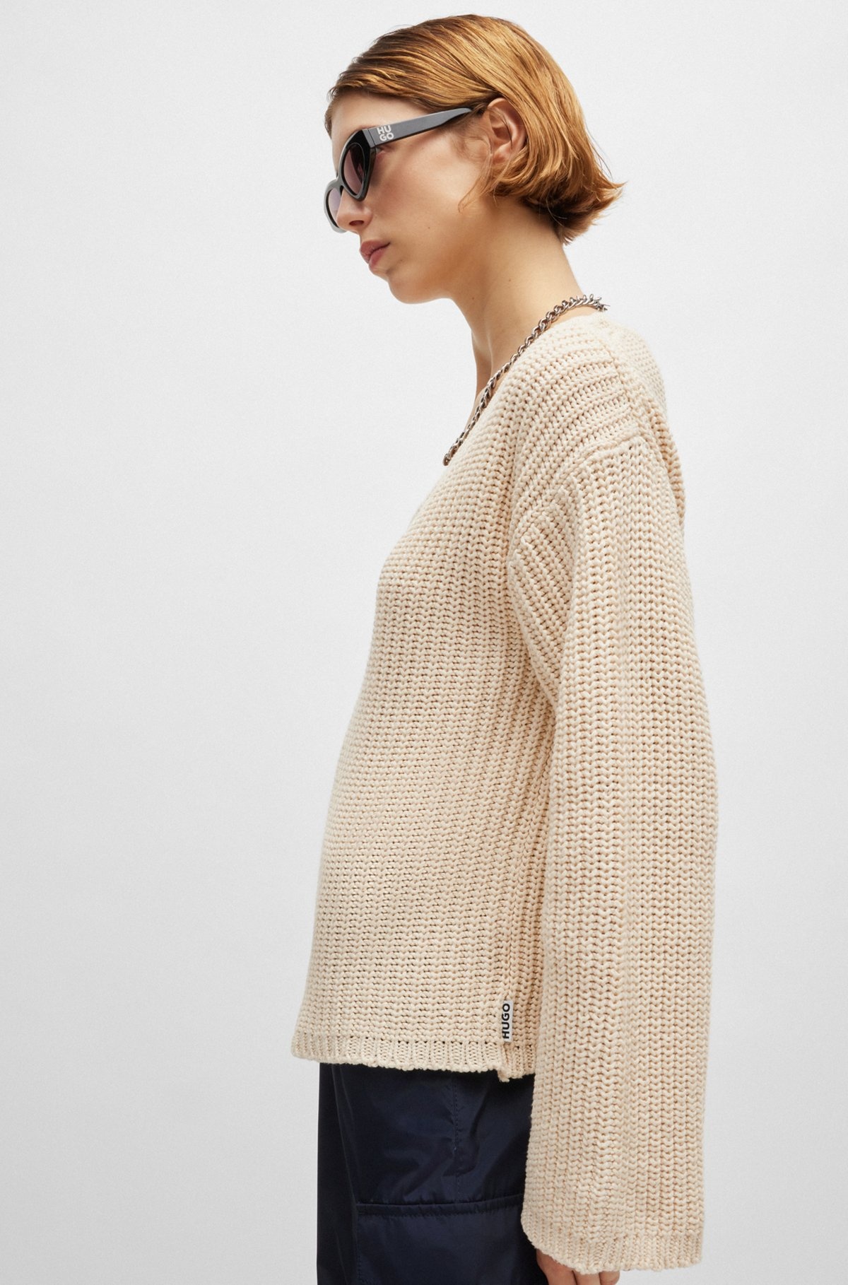 OVERSIZE-FIT LONG-SLEEVED SWEATER WITH V NECKLINE - 5