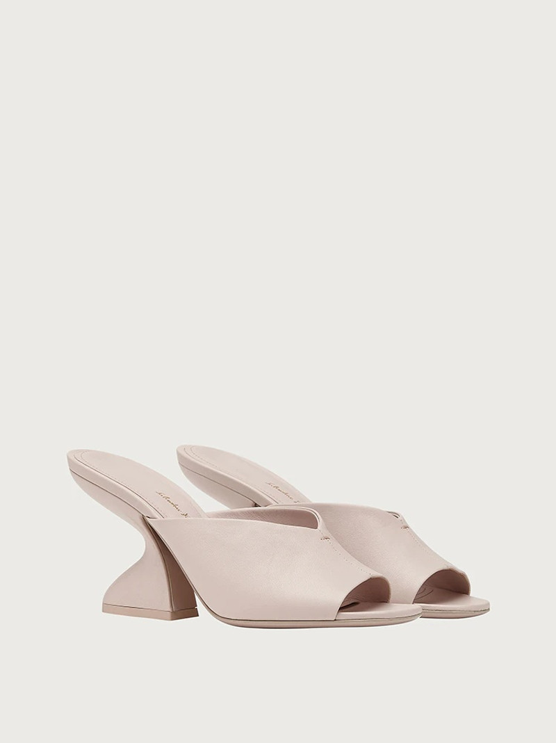 FERRAGAMO F-HEEL SANDAL outlook