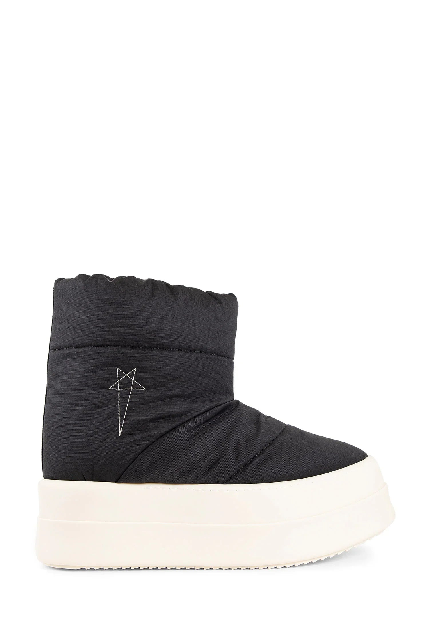 Porterville-Mega-Bumper-Lunar-Boots - 1