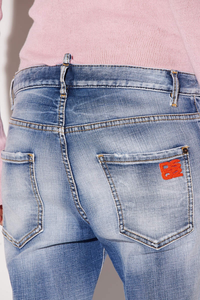 LIGHT CLEAN WASH COOL GIRL CROPPED JEANS - 4
