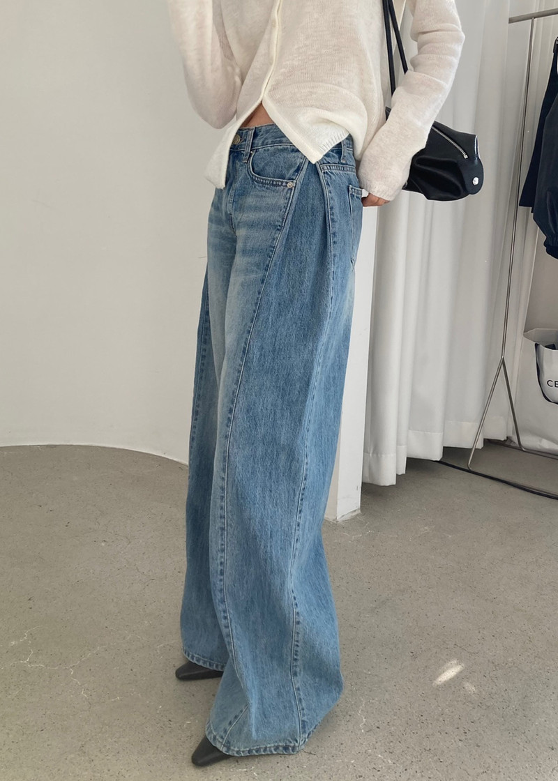 Oakley Wide Leg Jeans - Blue Wash 11