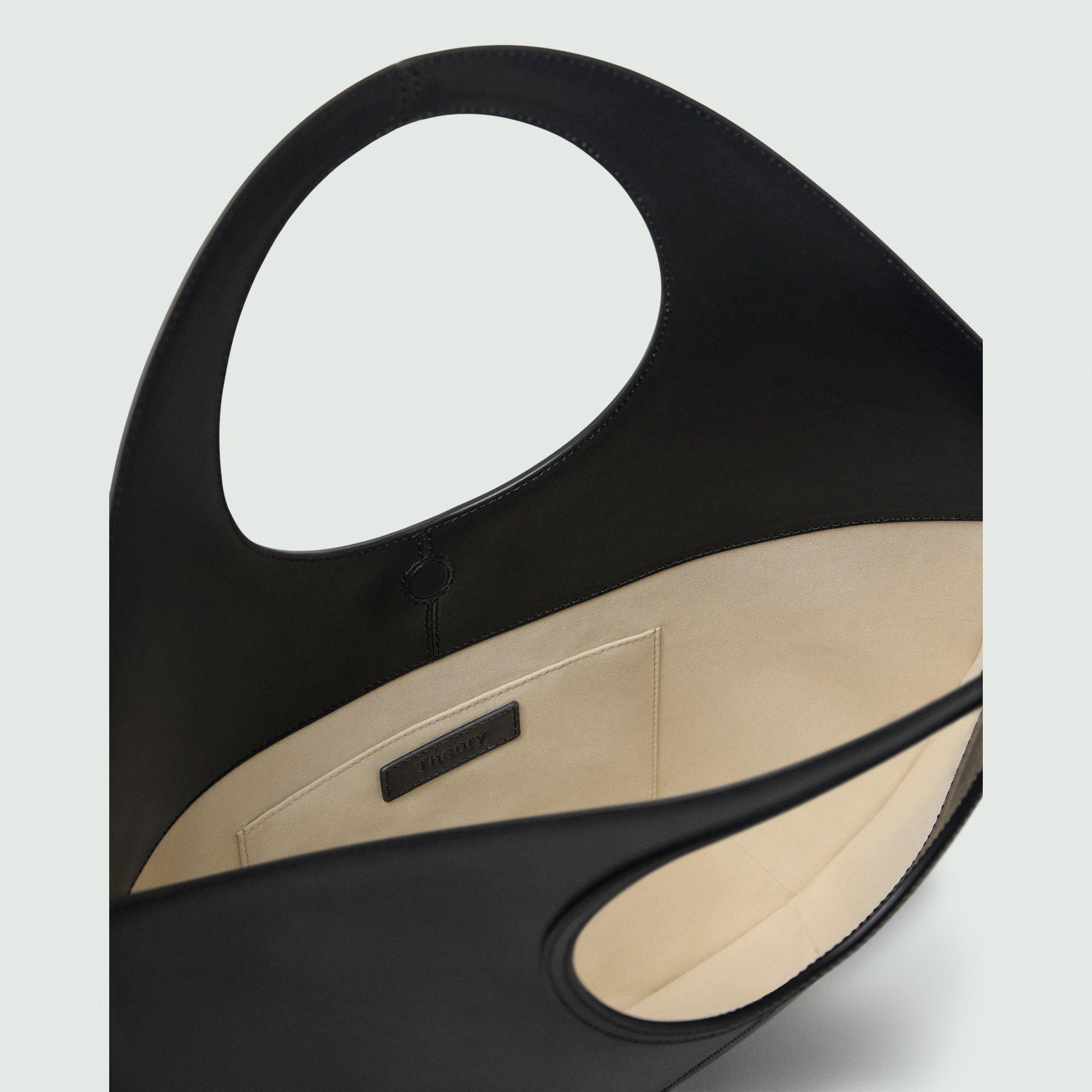 Circle Tote Bag in Leather - 5