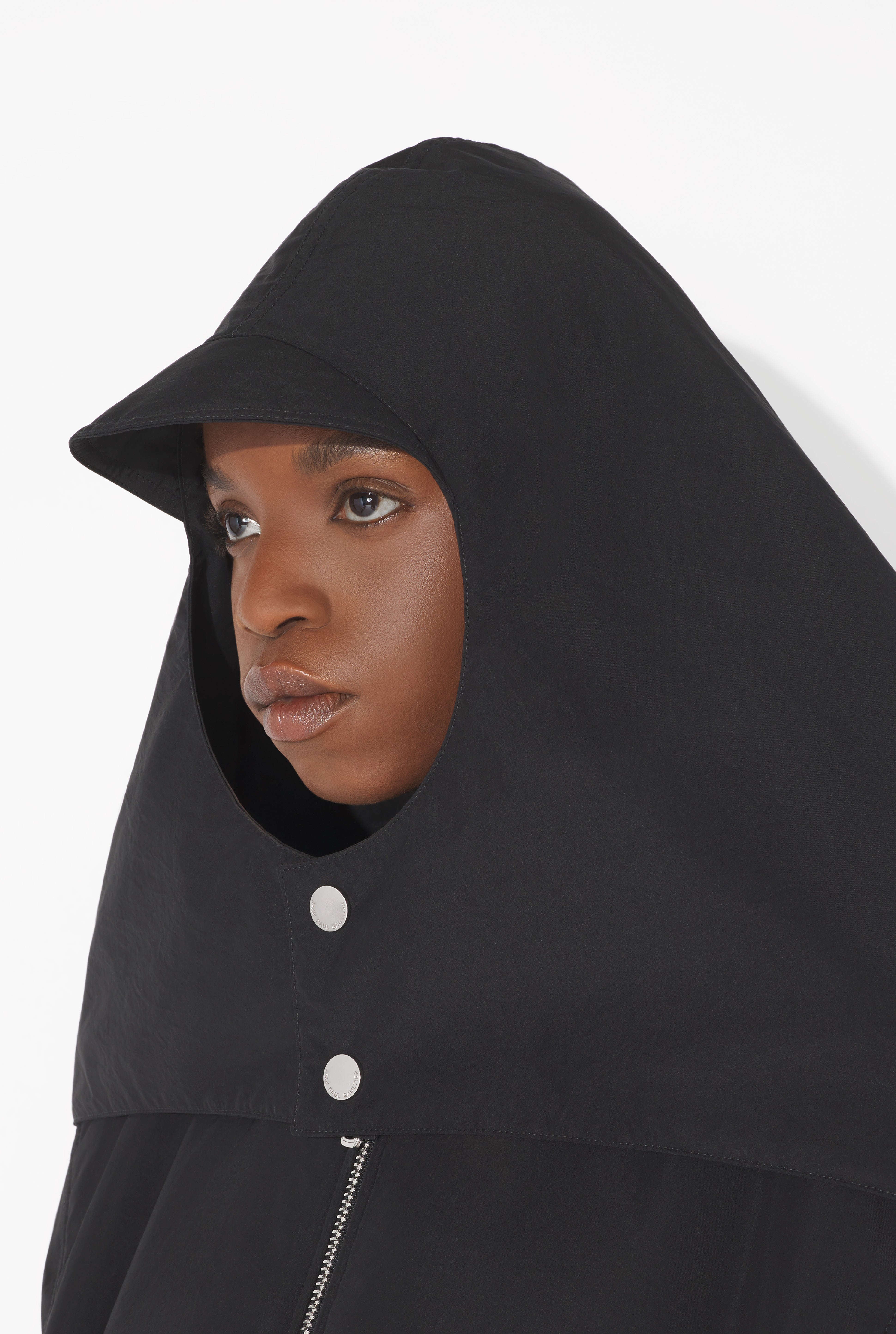 THE HOODED BOMBER JACKET - 7