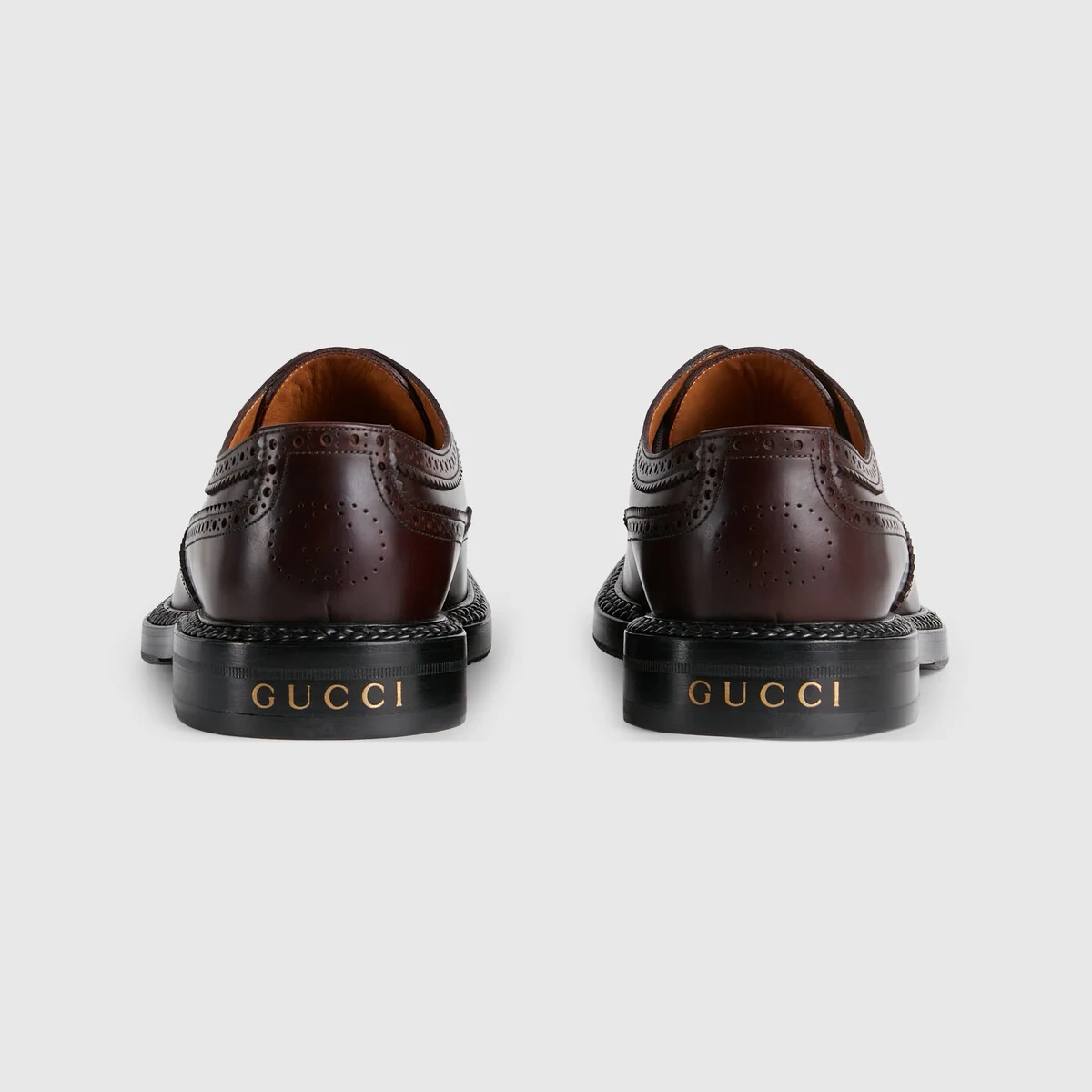 Men's lace-up shoe with brogue details - 4