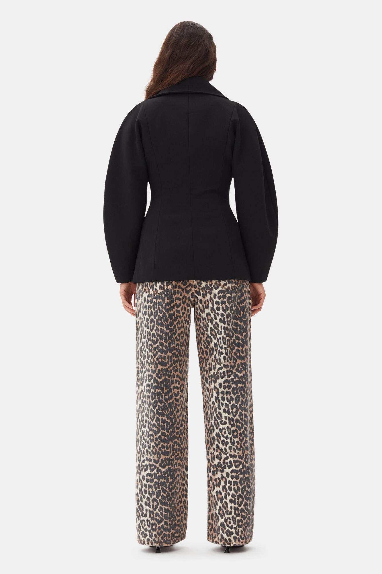 BLACK BONDED CREPE CURVE SLEEVE JACKET - 5