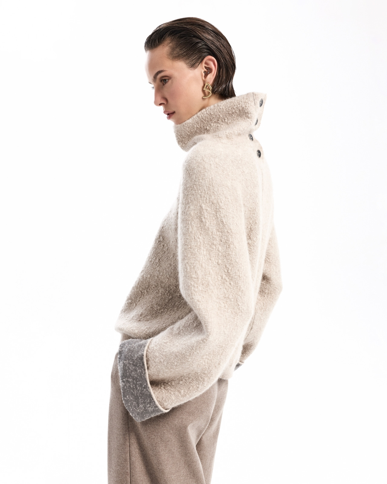 Viscose, cashmere and silk mock-neck jumper - 6