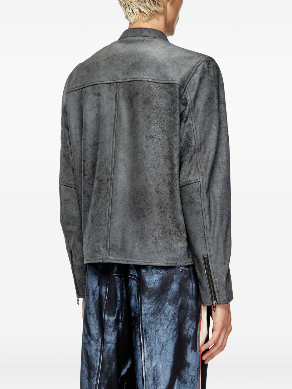 L-Evert-A logo-print leather jacket - 4
