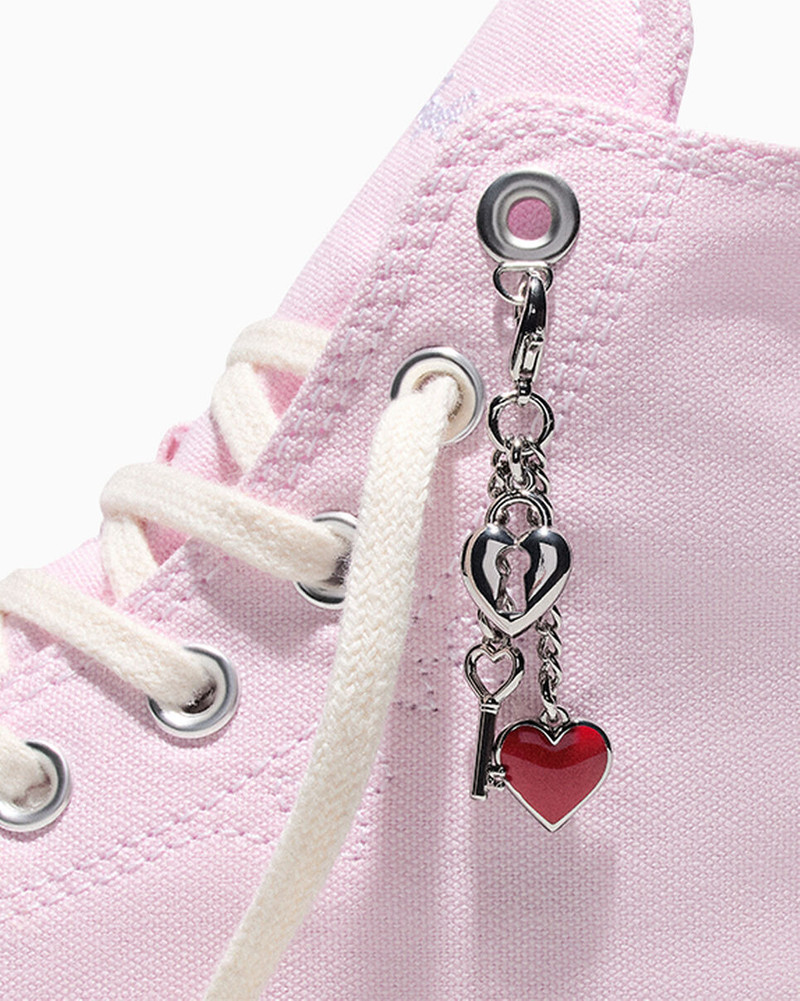 Chuck Taylor All Star Valentine's Day 8