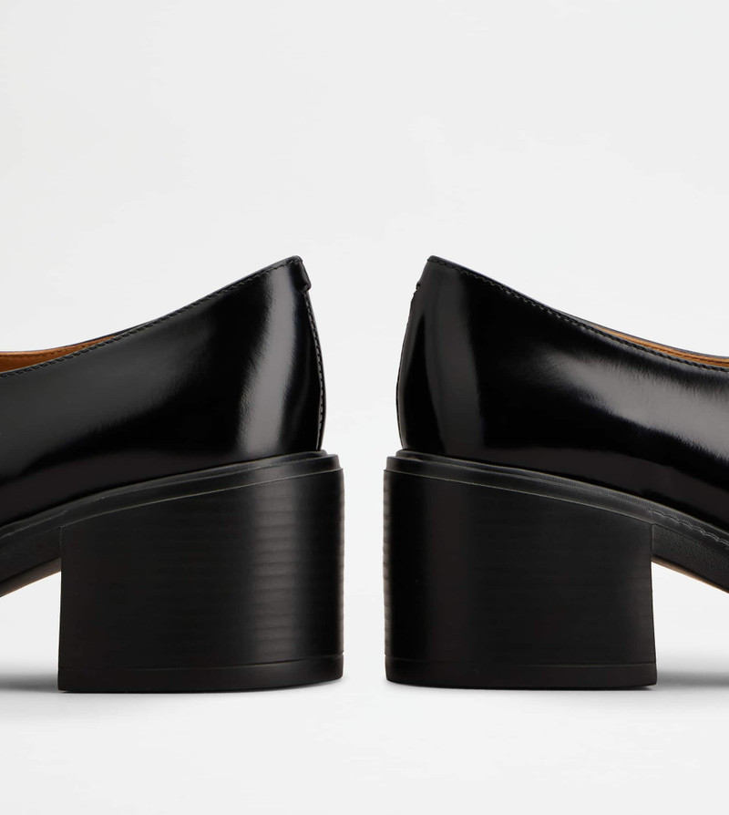 LOAFERS IN LEATHER - BLACK 5