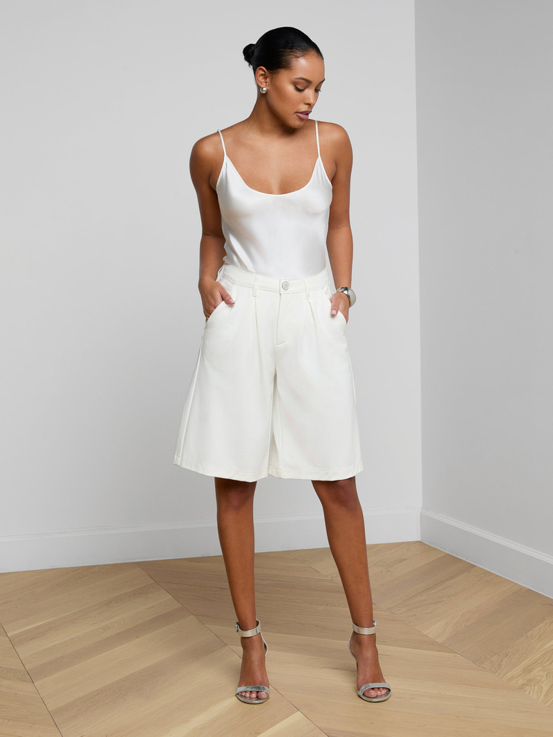 L'AGENCE Akasha Bermuda Short outlook