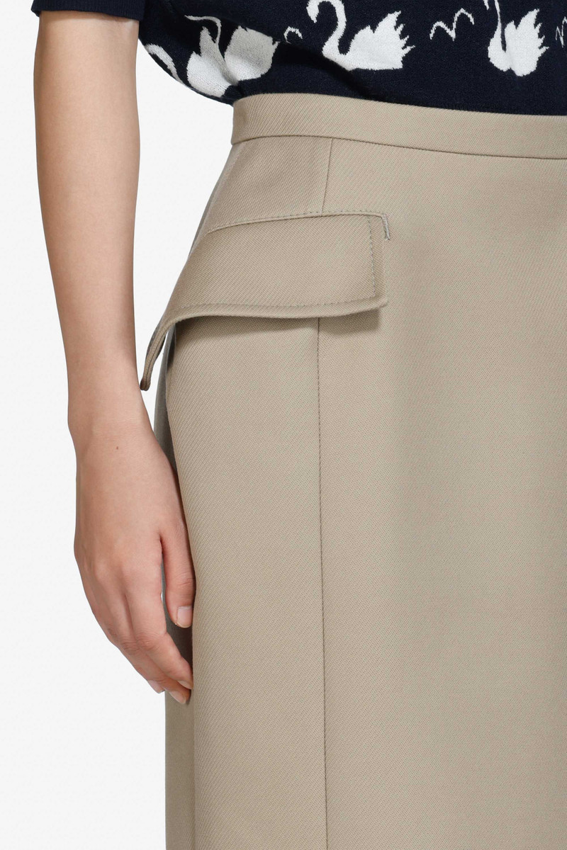 KNEE-LENGTH PENCIL SKIRT 5