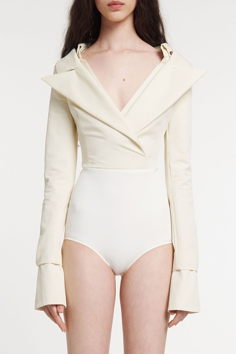 LOW CUT DÉCOLLETÉ BODYSUIT SHIRTING DETAIL BLACK 6