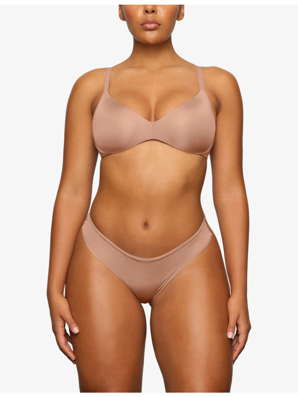 Wireless Form logo-embossed plunge stretch-cotton bra - 2