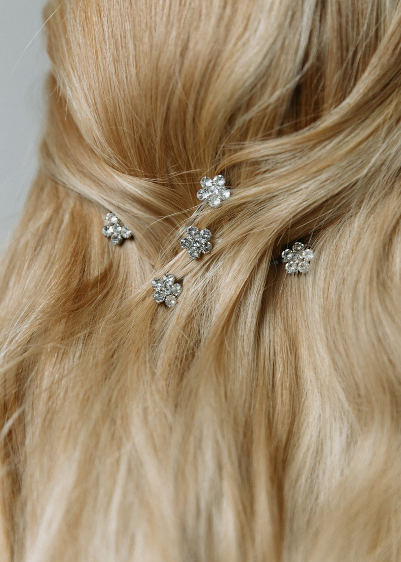 Jennifer Behr Violet Bobby Pin Set outlook