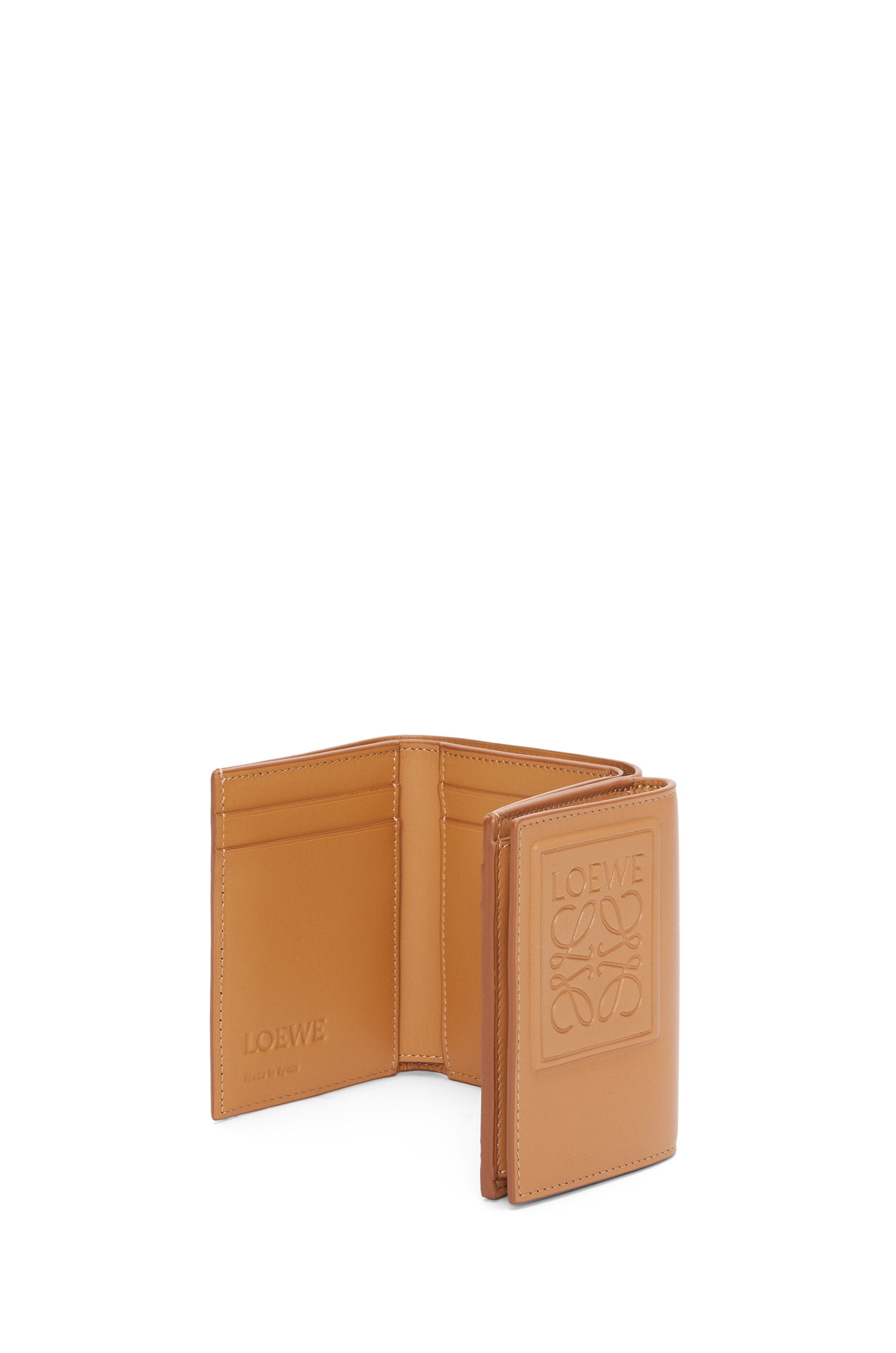 Trifold wallet in satin calfskin - 4