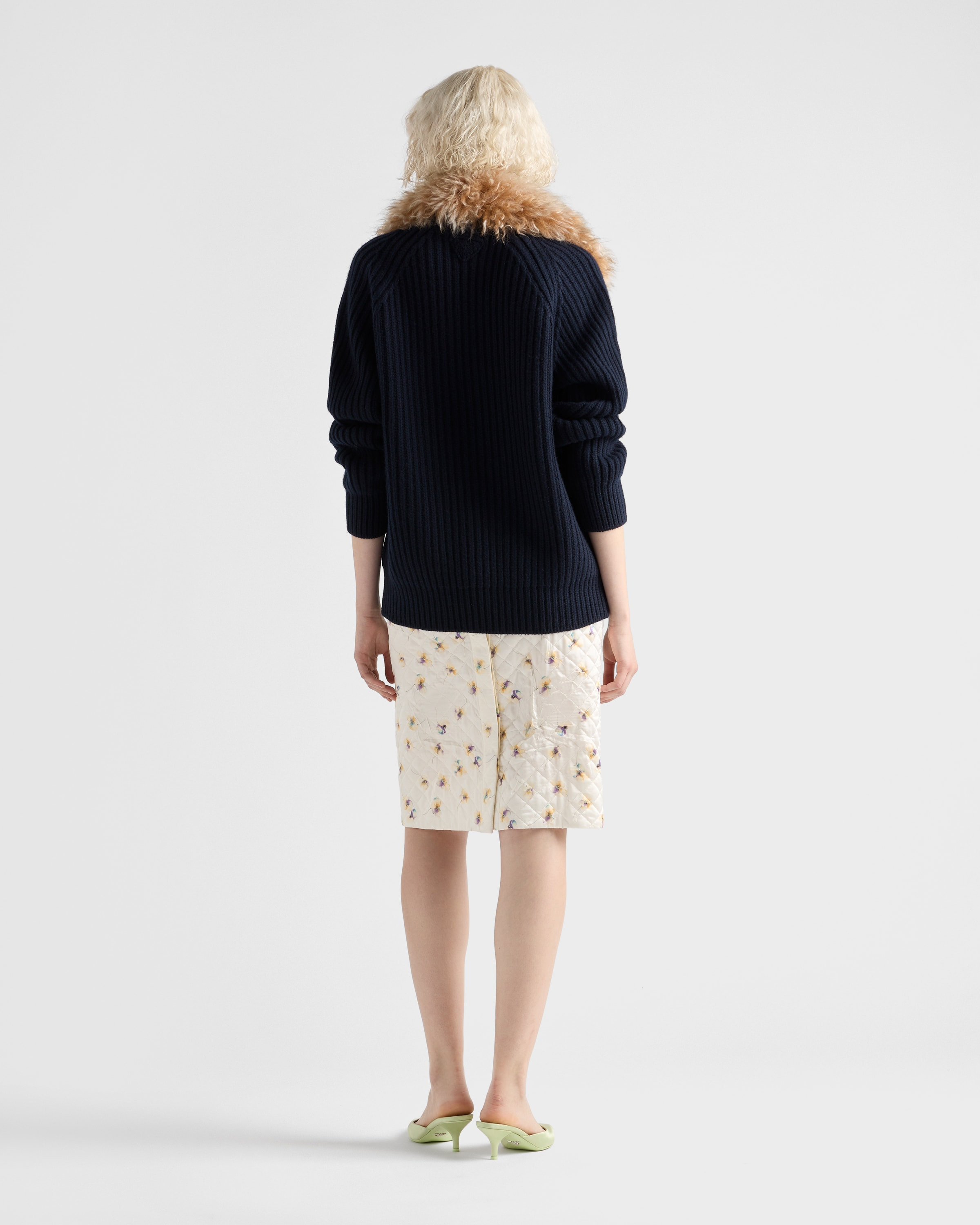 Floral-print quilted satin skirt - 5
