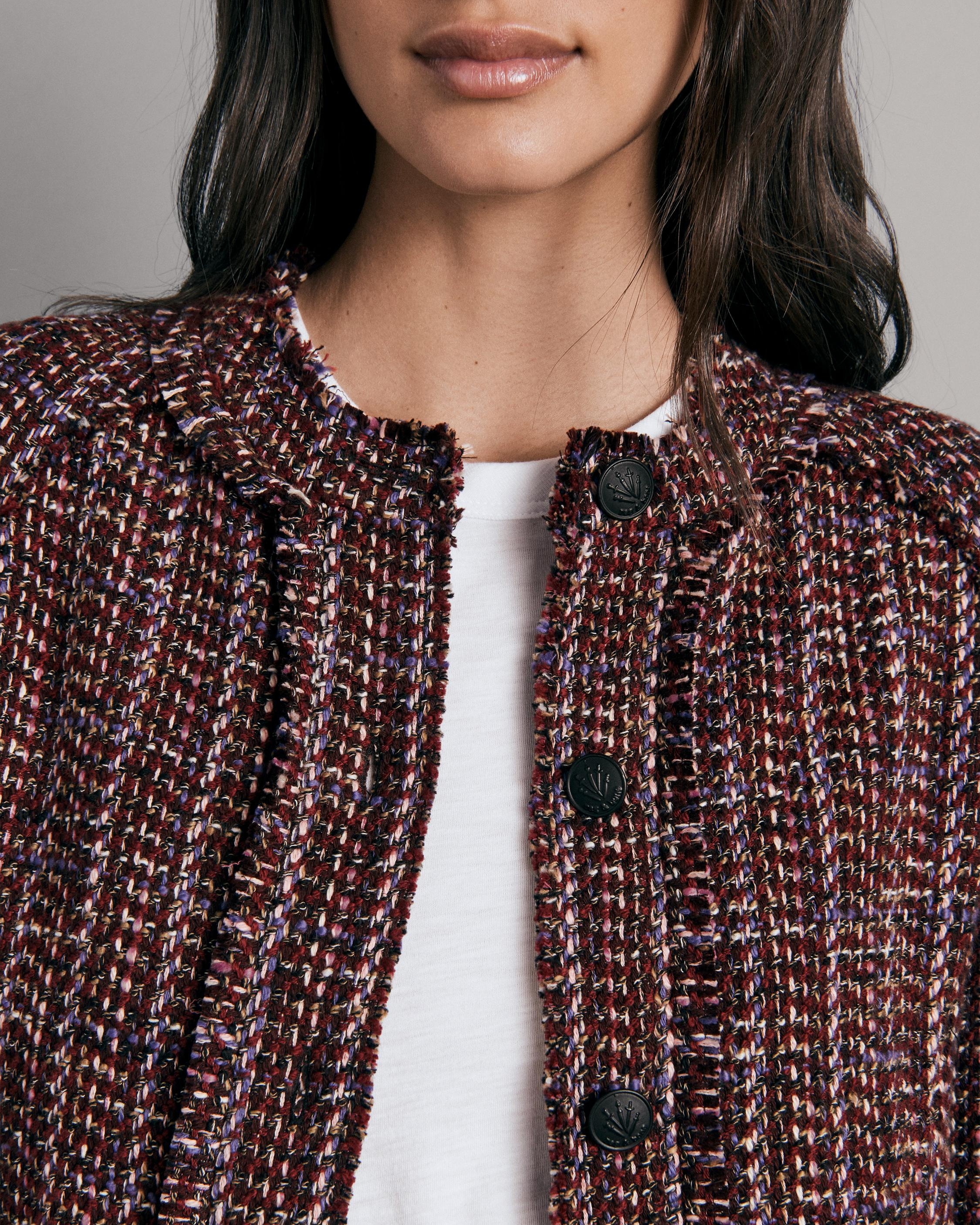 Marisa Tweed Jacket
Classic Fit Jacket - 6