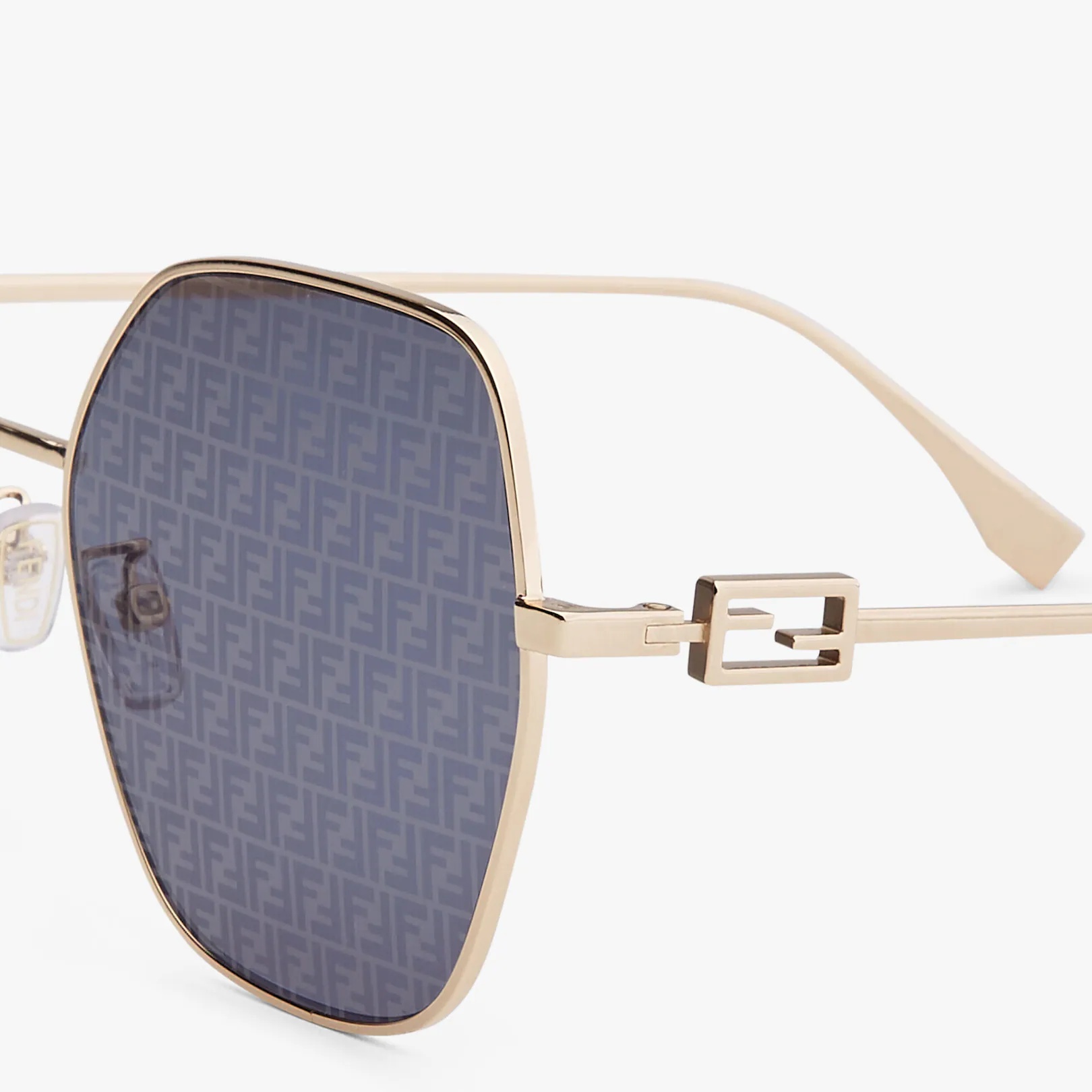 Sunglasses with blue lenses 3