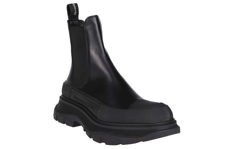 (WMNS) Alexander McQueen Chelsea Tread Ankle Boot 'Black' 635714WHZ611081 - 3