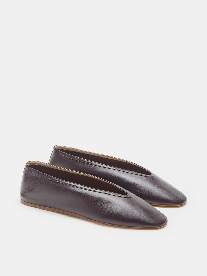LE MONDE BÉRYL Luna Slipper / Plum Leather outlook