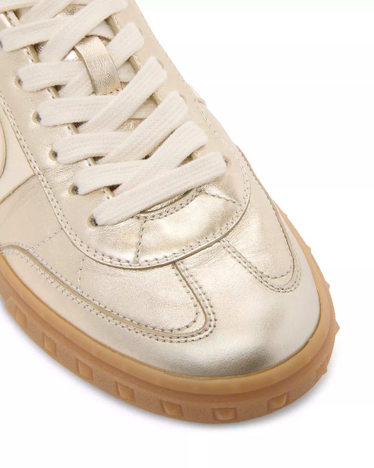 Women's Upvillage Crosta Low Top Sneakers - 6