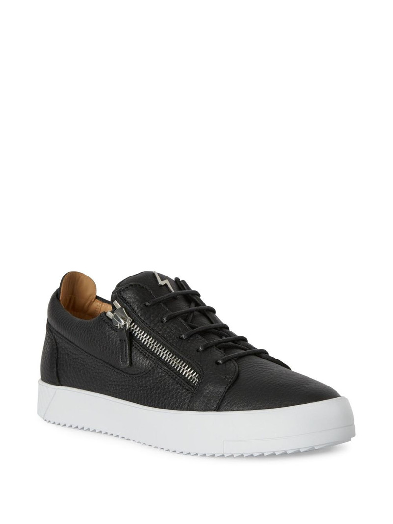 Giuseppe Zanotti Frankie sneakers outlook