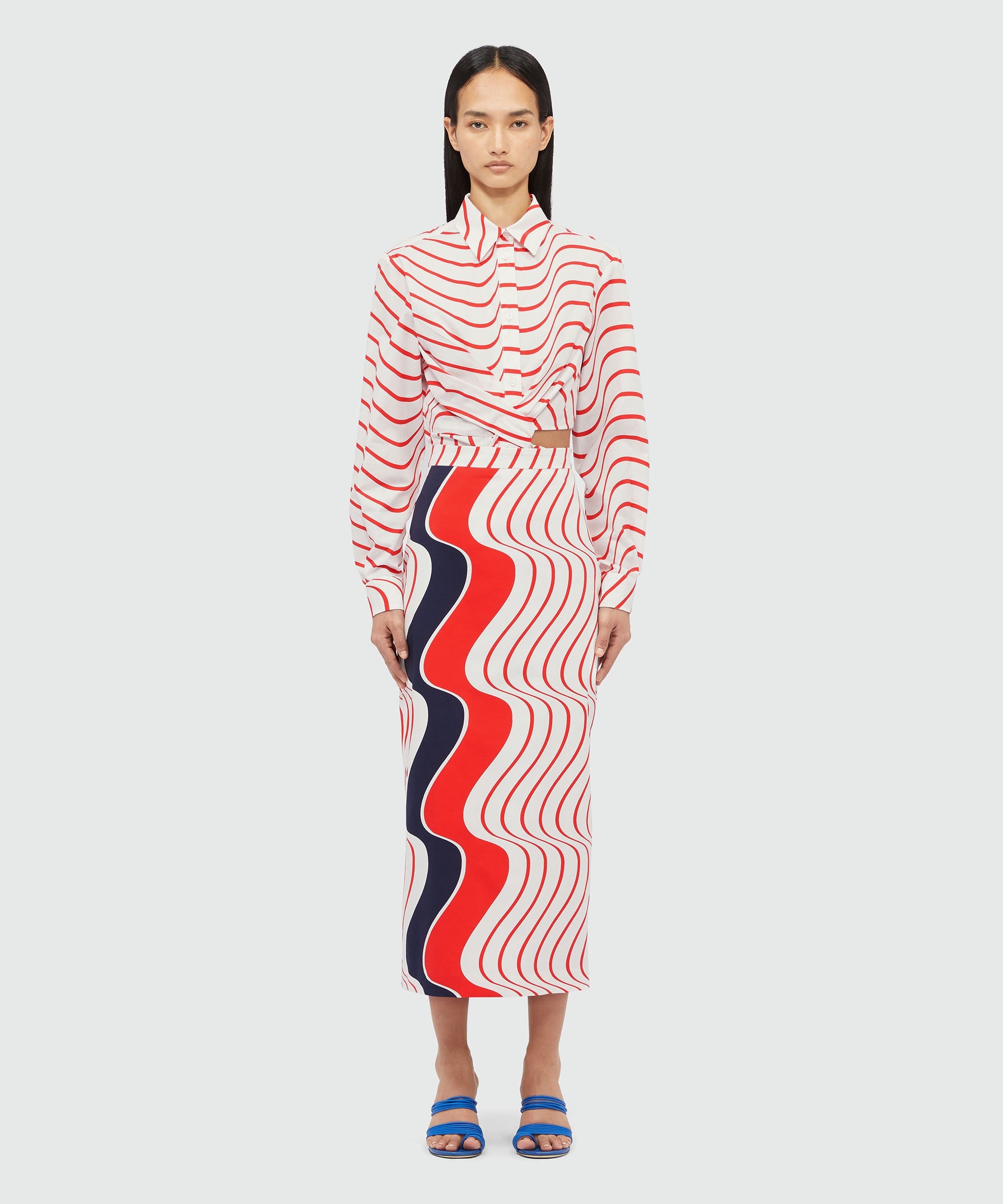 Skirt with "Waves" motif - 2